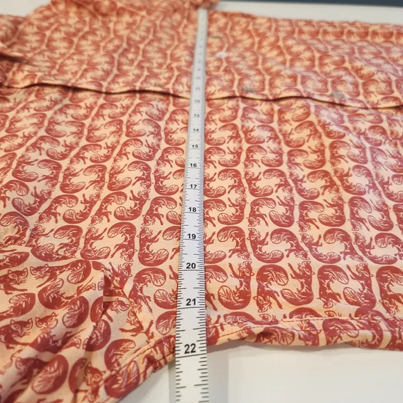 NWT - Eddie Bauer Mens Classic Short Sleeve Baja Shirt – Fox Print – Size M - Picture 14 of 16